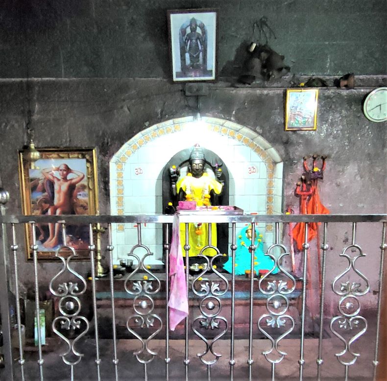 Bhairavanātha is in the garbhagṛha.