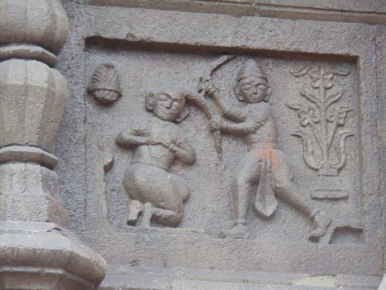 Rāma beheading the Śaṃbuk (?)