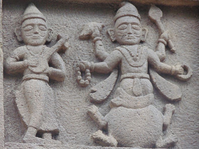 The Kūrma incarnation of Viṣṇu.