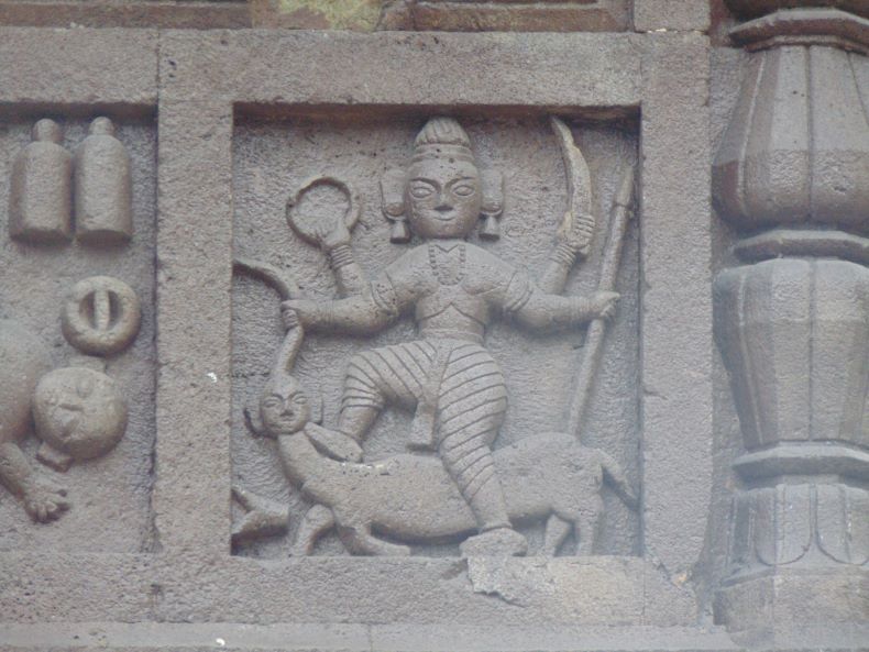 Mahiṣāsuramardinī