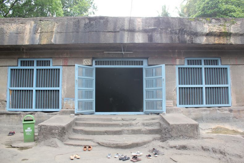 The façade of the Sabhā maṇḍapa (assembly hall).