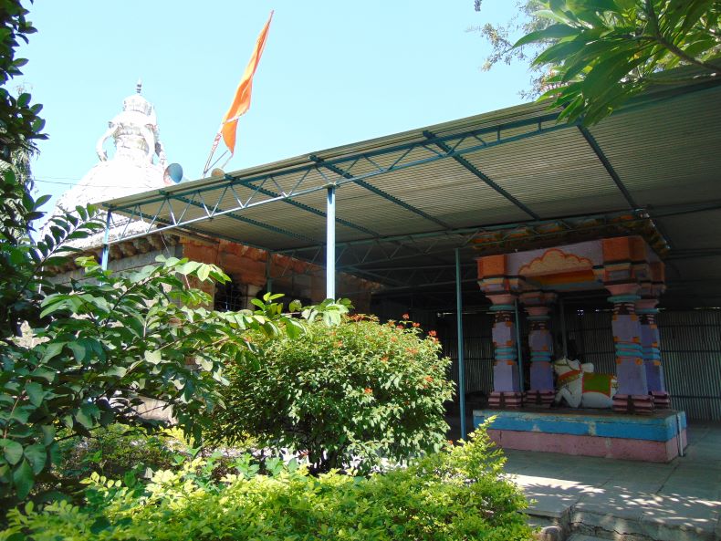 A view of the Khureśvar Mahādev Temple.