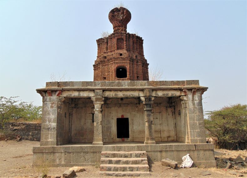 Mahādeva temple, Tannu