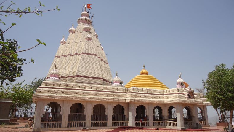 Kāniphanātha temple