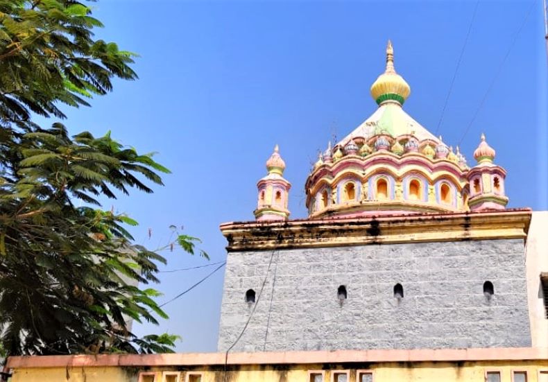 The Jaṭeśwara temple.