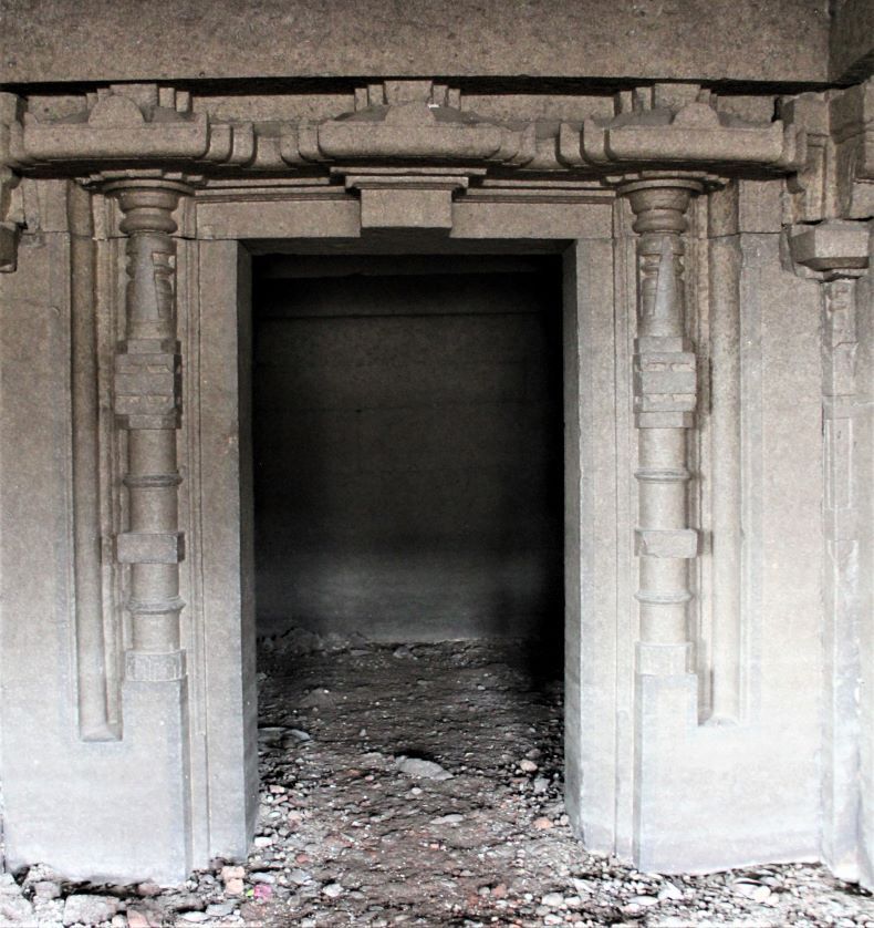 The entrance of garbhagṛha.