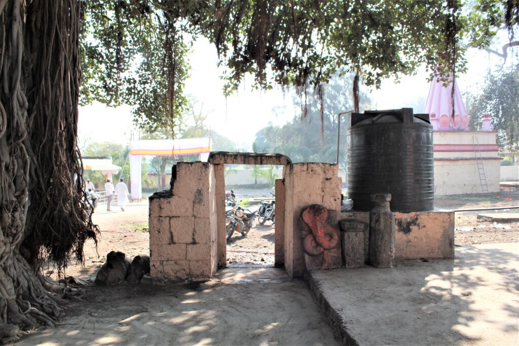 An entrance of the temple complex.