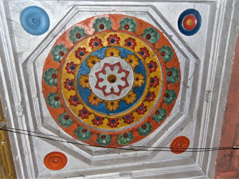 Vitāna of the sabhāmaṇḍapa.