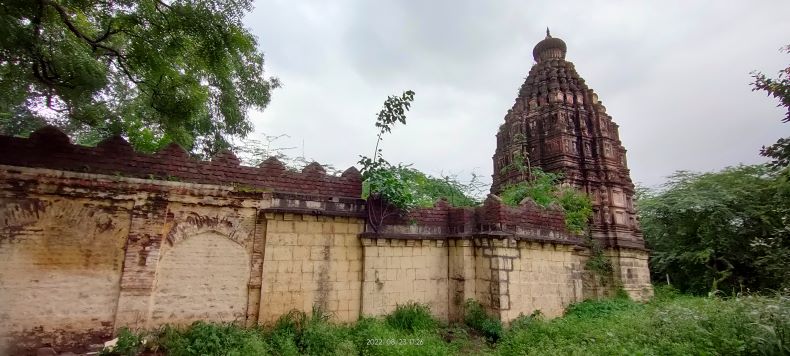 Uttareśvara temple