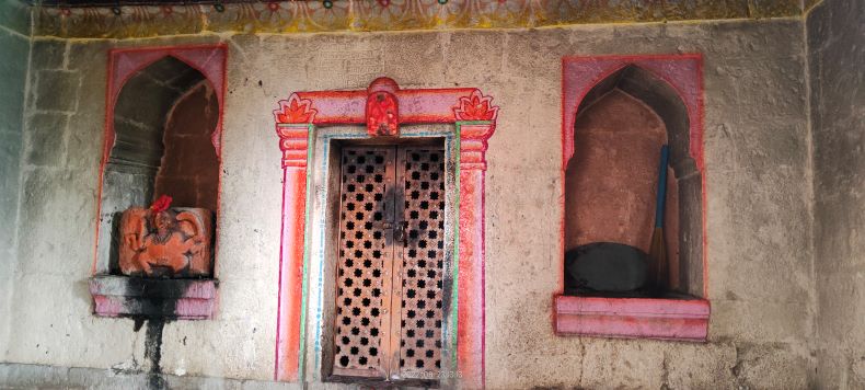 The entrance to the garbhagṛha