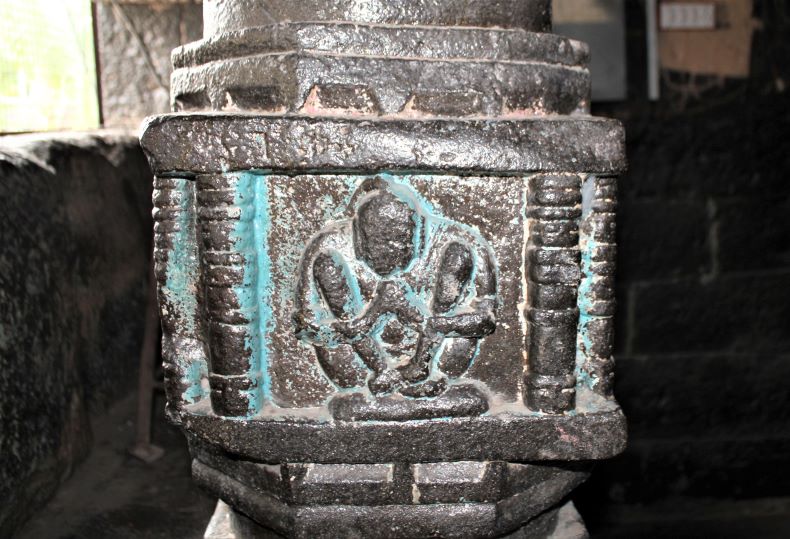 A haṭhayogī on a Vamana stambha No. 1.