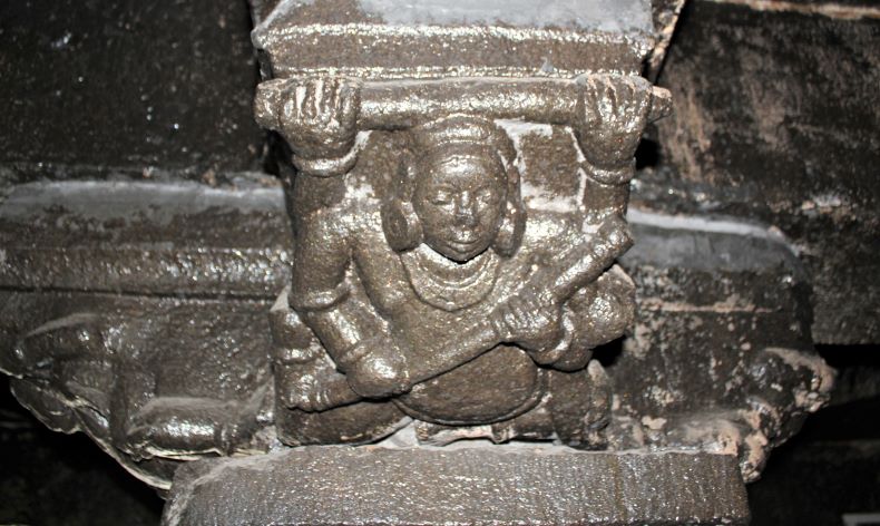 Load bearer (Bharavahaka)