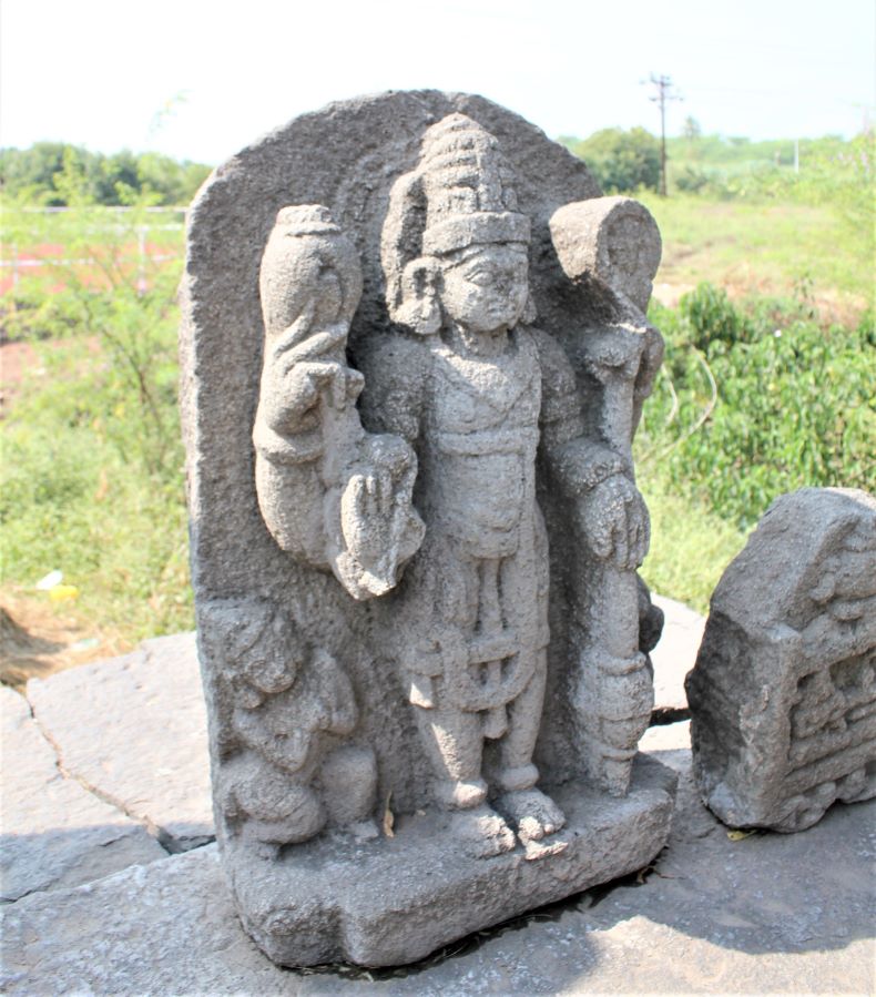 Keśava (Viṣṇu).