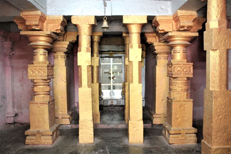 The sabhāmaṇḍapa