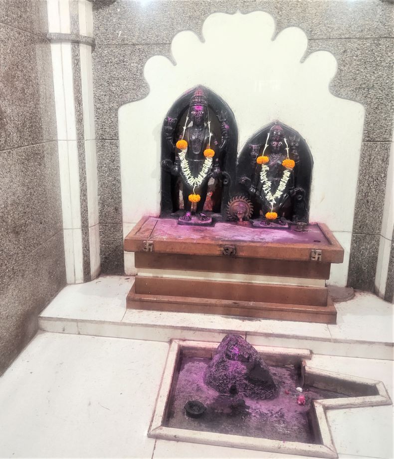 Bhairava and Jogeśvari sculptures