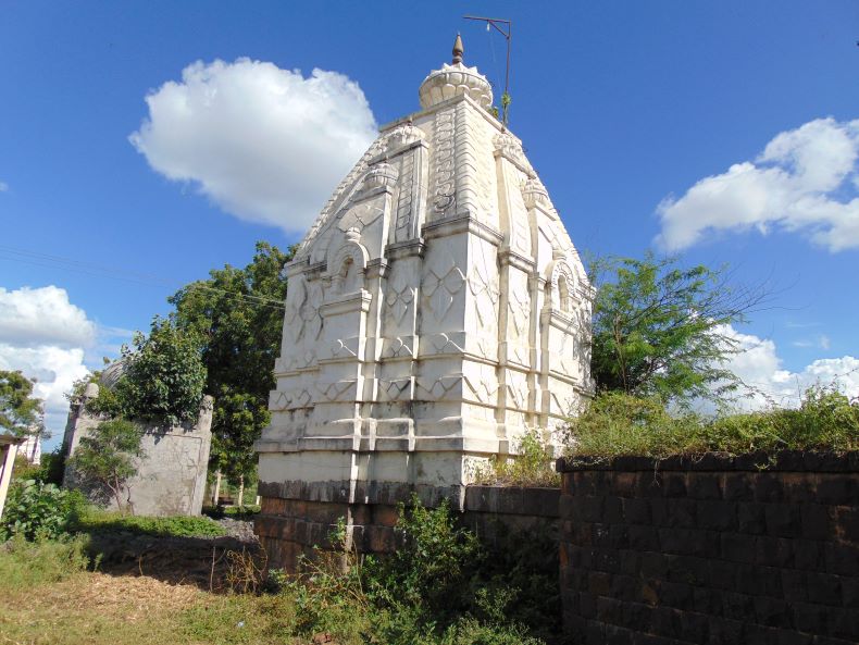 The Malakeśvara temple