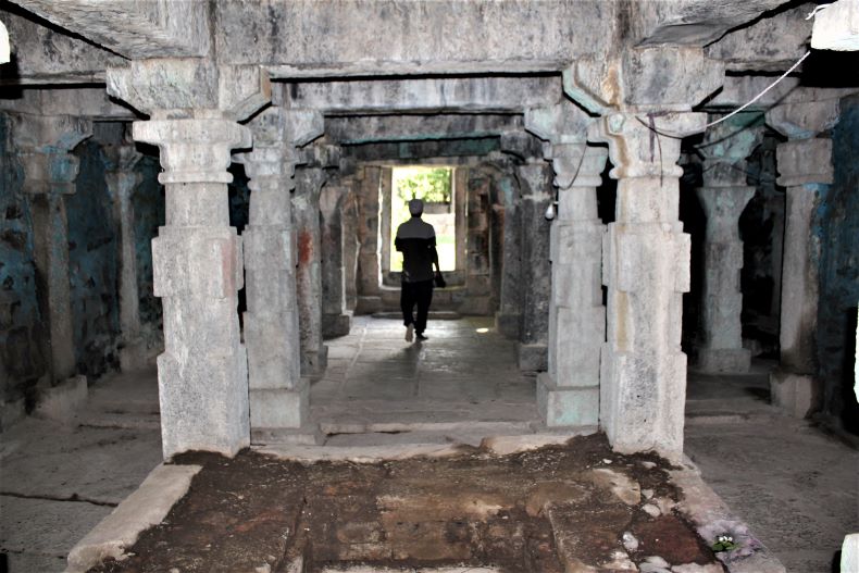 The sabhāmaṇḍapa.